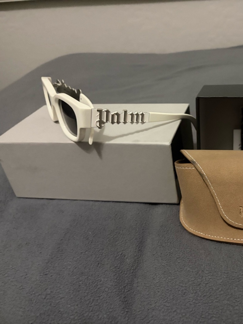 Palm Angels like new sunglasses - Picture 2 of 4